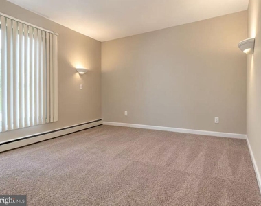 301 Browning Lane - Photo Thumbnail 14