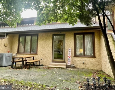 301 Browning Lane - Photo Thumbnail 1