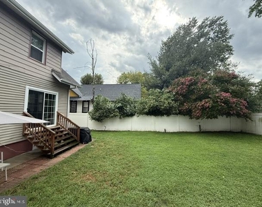 6709 Rogers Avenue - Photo Thumbnail 12