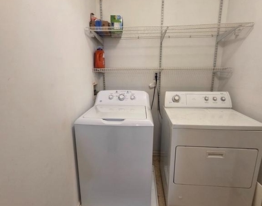 2601 Gramercy Way - Photo Thumbnail 17