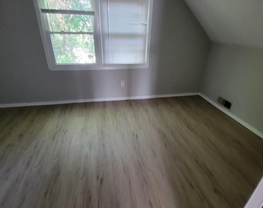 7 Maymont Lane - Photo Thumbnail 22