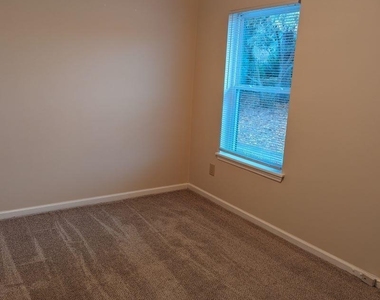 2616 Stewart Drive - Photo Thumbnail 14
