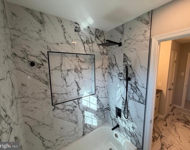 6111 Richmanor Terrace - Photo Thumbnail 17