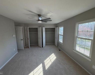 6111 Richmanor Terrace - Photo Thumbnail 16