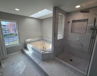6111 Richmanor Terrace - Photo Thumbnail 21