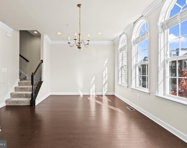 3030 Mia Lane - Photo Thumbnail 16