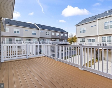 3030 Mia Lane - Photo Thumbnail 20
