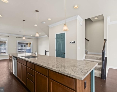 3030 Mia Lane - Photo Thumbnail 12