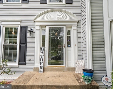 13908 Amberly Court - Photo Thumbnail 2