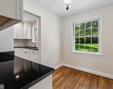 9422 Locust Hill Road - Photo Thumbnail 15