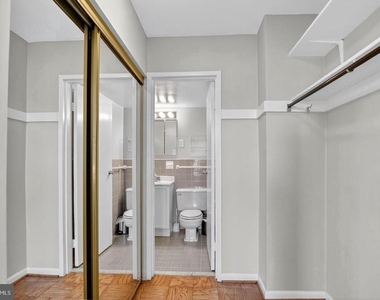 10401 Grosvenor Place - Photo Thumbnail 9
