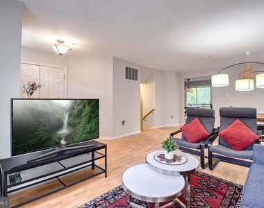 18806 Harmony Woods Lane - Photo Thumbnail 4