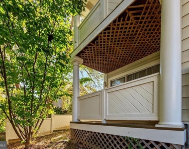 5801 Linden Square Court - Photo Thumbnail 21