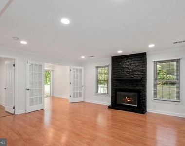5801 Linden Square Court - Photo Thumbnail 1