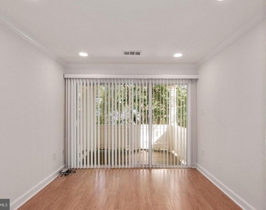 5801 Linden Square Court - Photo Thumbnail 11