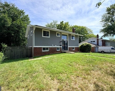 13807 Eastland Street - Photo Thumbnail 40