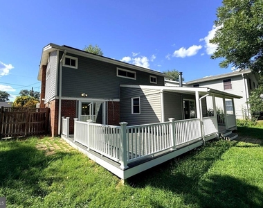 13807 Eastland Street - Photo Thumbnail 33