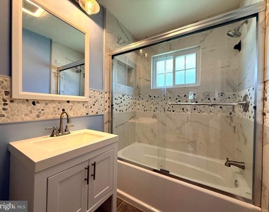 13807 Eastland Street - Photo Thumbnail 21