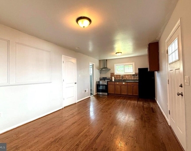 13807 Eastland Street - Photo Thumbnail 22