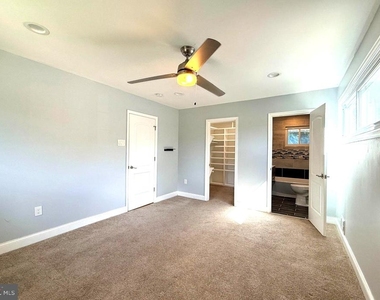 13807 Eastland Street - Photo Thumbnail 12