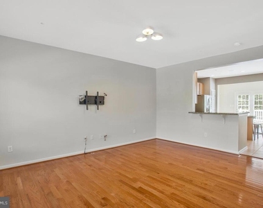 9612 Hammonds Overlook Court - Photo Thumbnail 9