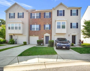9612 Hammonds Overlook Court - Photo Thumbnail 1