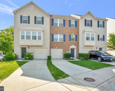 9612 Hammonds Overlook Court - Photo Thumbnail 2