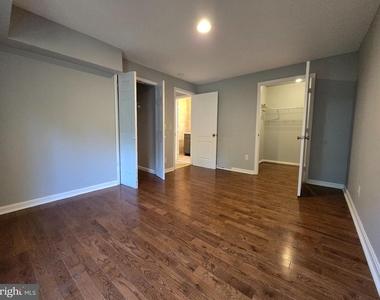 8727 Hayshed Lane - Photo Thumbnail 54