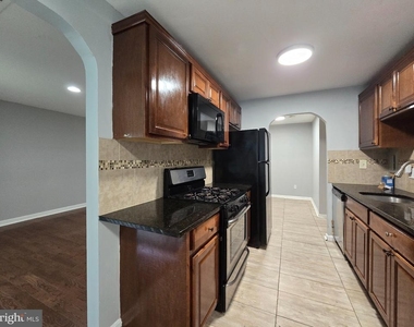 8727 Hayshed Lane - Photo Thumbnail 40