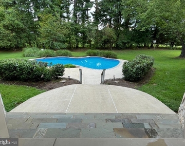 13385 Forsythe Road - Photo Thumbnail 17