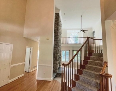 13385 Forsythe Road - Photo Thumbnail 1