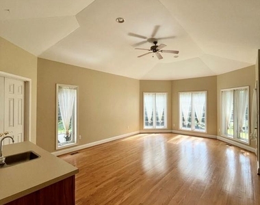 13385 Forsythe Road - Photo Thumbnail 7
