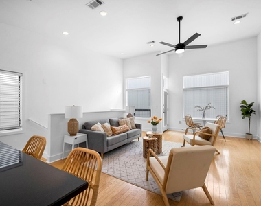 1702 S Lamar Blvd - Photo Thumbnail 1
