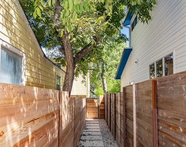 1012 W Milton St - Photo Thumbnail 13