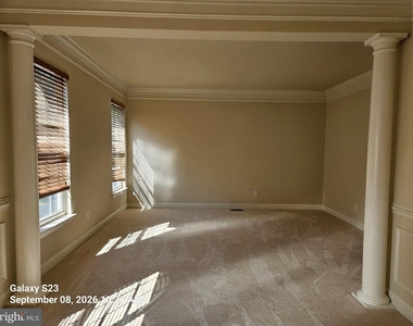 234 Whirlaway Lane - Photo Thumbnail 4