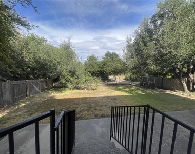 4323 Angelico Ln - Photo Thumbnail 36