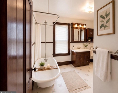 8 N Virginia Avenue - Photo Thumbnail 15