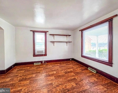 8 N Virginia Avenue - Photo Thumbnail 4