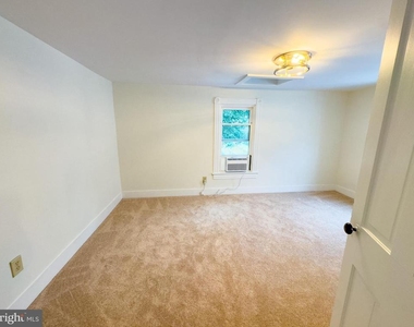 213 W B Street - Photo Thumbnail 19
