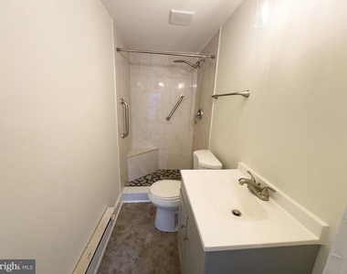 213 W B Street - Photo Thumbnail 23