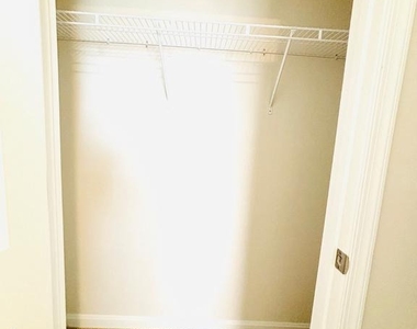 131 Riverwalk Terrace - Photo Thumbnail 10