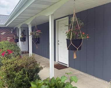 5319 Doris Drive - Photo Thumbnail 2