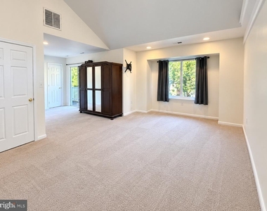 3328 North Avenue - Photo Thumbnail 11