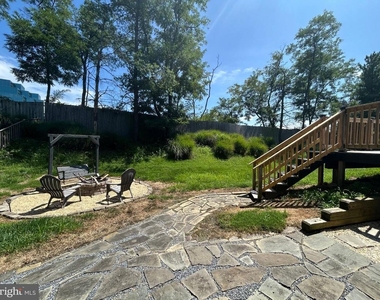 11 Pheasant Run Court - Photo Thumbnail 18