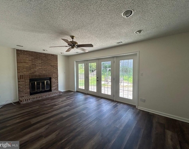 11 Pheasant Run Court - Photo Thumbnail 7