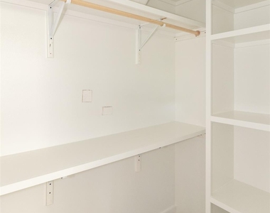 1012 W Milton St - Photo Thumbnail 11