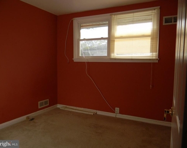 3536 Lynne Haven Drive - Photo Thumbnail 9