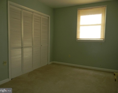 3536 Lynne Haven Drive - Photo Thumbnail 12