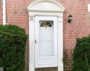 21 Six Notches Court - Photo Thumbnail 1
