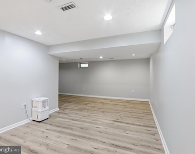 8 Quails Nest Court - Photo Thumbnail 18